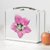 Lunch Box Adorablement mignon bébé souriant bébé Opossum Flo (En situation)