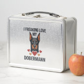 Lunch Box Amour Fou de Dobermann Chien Cœurs Rouges_1 (En situation)