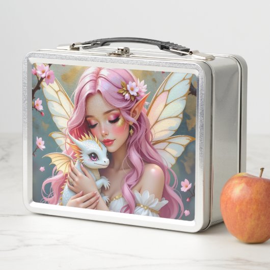Lunch Box An Elegant Fairy and her Baby Dragon Personalized (En situation)