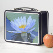 Lunch Box Belle Lys d'eau bleue pâle personnalisée (En situation)