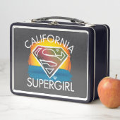 Lunch Box California Supergirl Sunset Graphic (En situation)