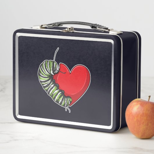 Lunch Box Caterpillar love heart (En situation)
