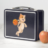 Lunch Box Chat comme joueur de basket-ball avec basket-ball (En situation)