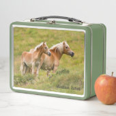 Lunch Box Chevaux Dans La Pré Nom Personnalisé (En situation)