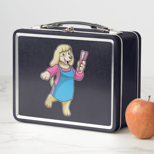 Lunch Box Chien comme coiffeur avec peigne (En situation)