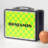 Lunch Box Conception damier vert et jaune des années 90 (En situation)