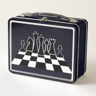Lunch Box Des pièces d'échecs noires sur un échiquier