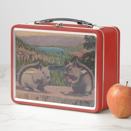 Lunch Box Deux mignons Chipmunks sur le lac Log Mountains (En situation)