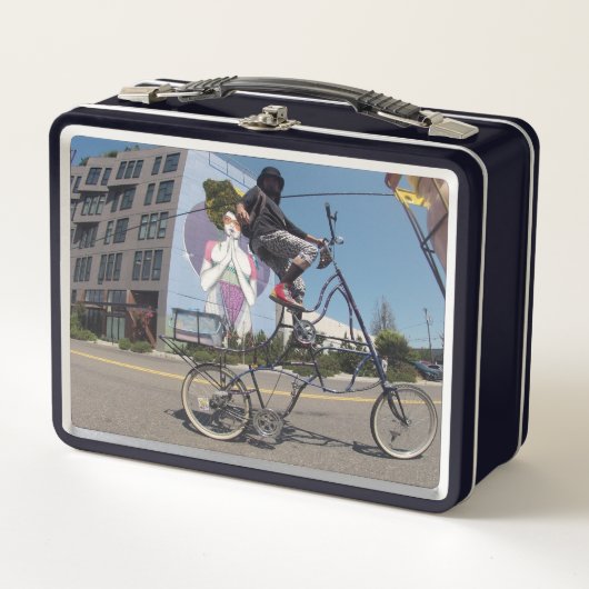 Lunch Box Dingo Dizmal à Portland (Devant)