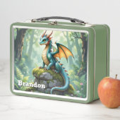 Lunch Box Dragon Whimsical sur pierre antique Personnalisé (En situation)