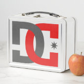 Lunch Box Fanart du logo de DC Skateboard (En situation)
