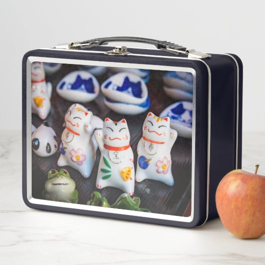 Lunch Box figurines de chats à Beckoning (En situation)