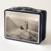 Lunch Box Flapper Girls Sunrise Khufu Pyramid, Égypte 1920 (Devant)