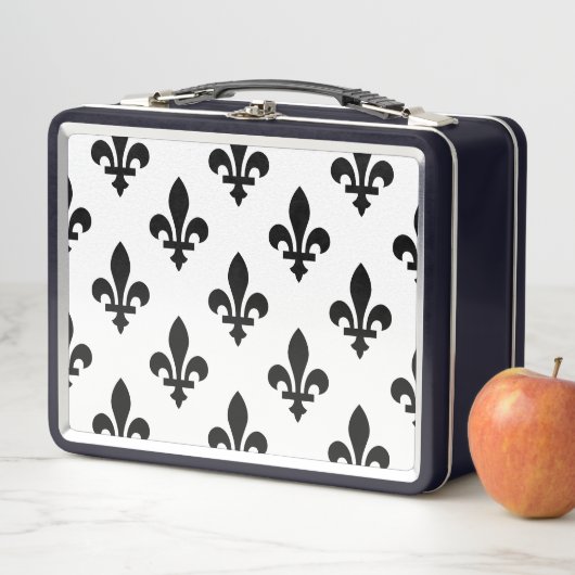 Lunch Box Fleur de Lis Motif, Royal French, Noir sur Blanc (En situation)