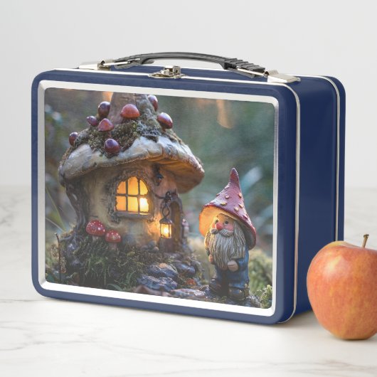 Lunch Box Gnome et une maison de champignons, design imagina (En situation)