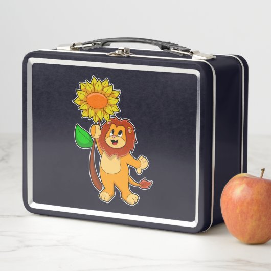 Lunch Box Lion with Flower (En situation)