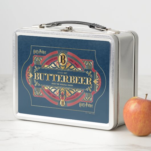 Lunch Box Logo horizontal BUTTERBEER™ (En situation)