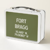 Lunch Box Longitude de la latitude de Fort Bragg (Dos)