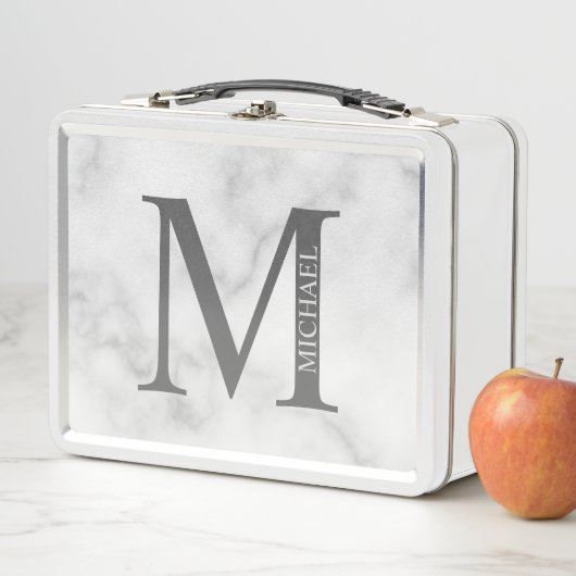 Lunch Box Marbre blanc Monogramme personnalisé et nom (En situation)