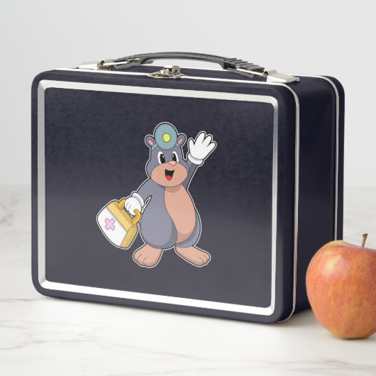 Lunch Box Mole as Nurse with First aid kit.PNG (En situation)