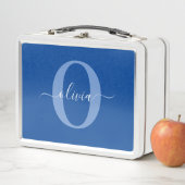 Lunch Box Monogramme personnalisé Nom du script Bleu Blanc (En situation)