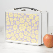Lunch Box Motif Fleur - Pastel Jaune et Violet (En situation)