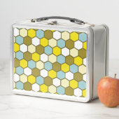 Lunch Box Motif hexagonal en jaune, vert et bleu (En situation)