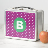Lunch Box Motif pois violet Monogramme vert (En situation)