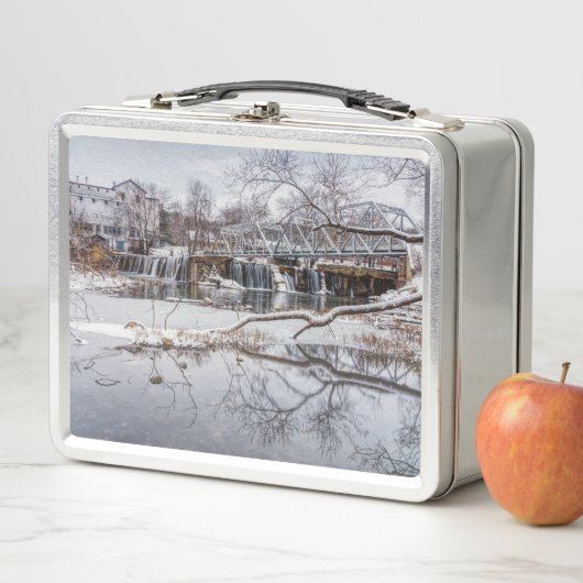 Lunch Box Neige Au Barrage Finley (En situation)