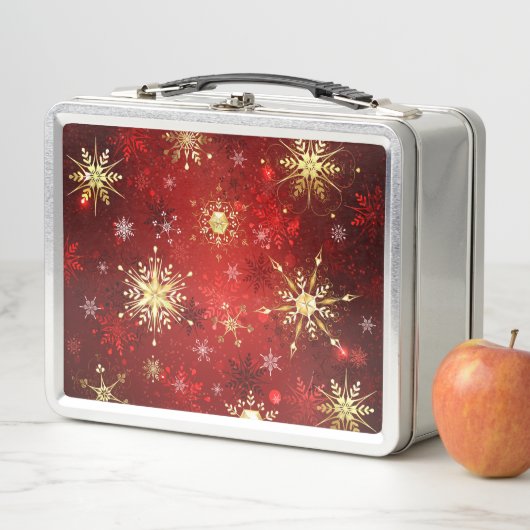 Lunch Box Noël Golden Snowflakes sur Arrière - plan rouge (En situation)