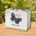 Lunch Box Papillon bleu Personnalisé Enfants Science Nerd<br><div class="desc">Ce gros papillon bleu sort d'un livre de papillons américains publié à l'époque de la guerre civile. Il est offert ici avec la coopération du Metropolitan Museum of Art. Avec son image colorée de fleurs et un insecte magnifique, ce design est amusant pour les filles intelligentes qui aiment la science,...</div>