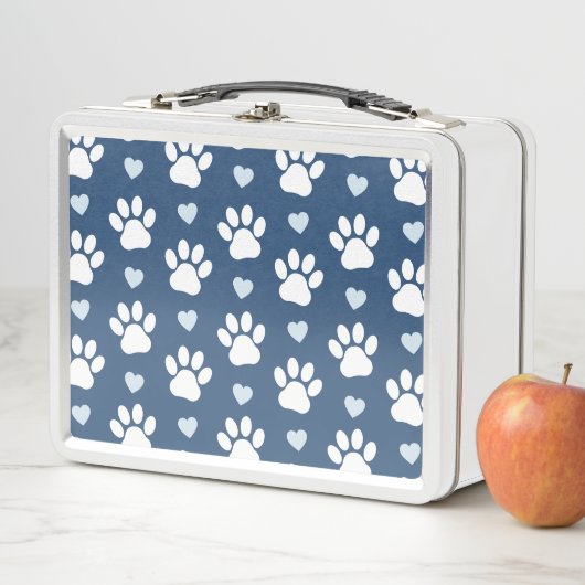 Lunch Box Pattern of paws, Dog paws, White paws, Blue Hearts (En situation)