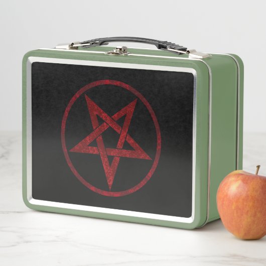 Lunch Box Pentagram Red Devil (En situation)