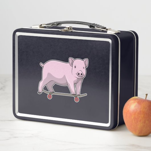Lunch Box Pig as skater avec skate (En situation)