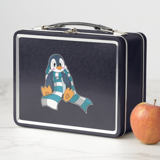 Lunch Box Pingouin avec Écharpe (En situation)