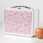 Lunch Box Placers de perles blanches roses sur velours rose (En situation)
