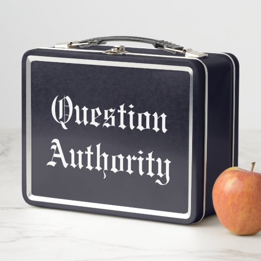 Lunch Box Question Authority (En situation)