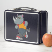 Lunch Box Rhino at Ice skating with Ice skates (En situation)