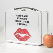 Lunch Box Romantic chic luxe red lips (En situation)
