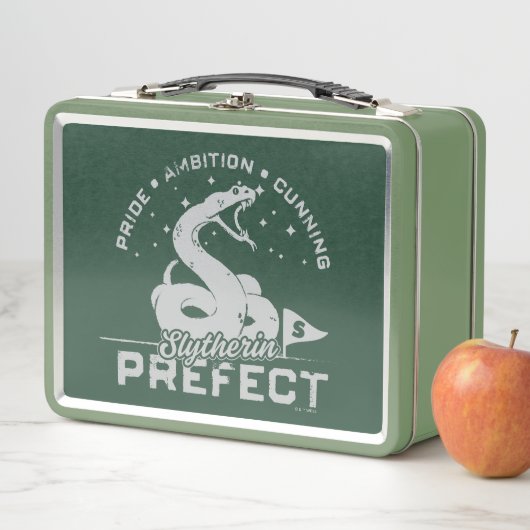Lunch Box SLYTHERIN™ - Badge Préfet (En situation)