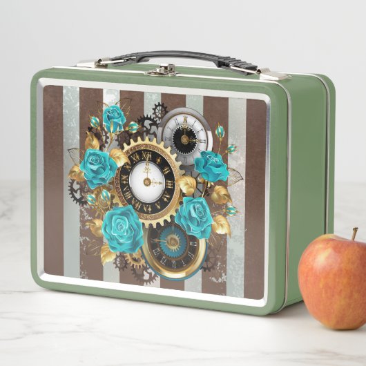 Lunch Box Steampunk Clock and Turquoise Roses on Striped (En situation)