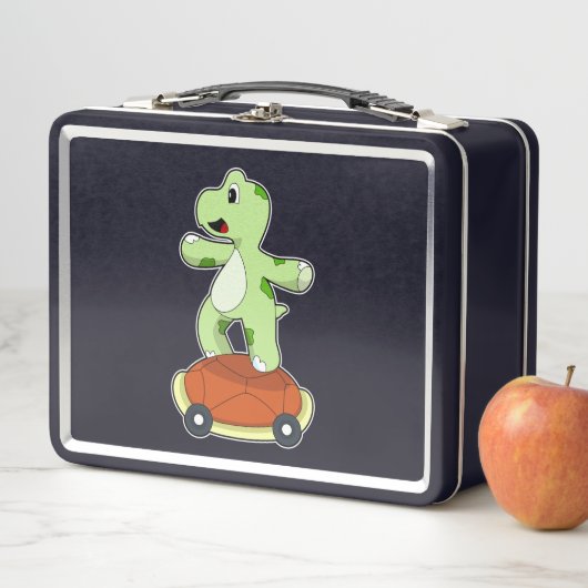 Lunch Box Tortue avec coquille en tant que skateboard (En situation)