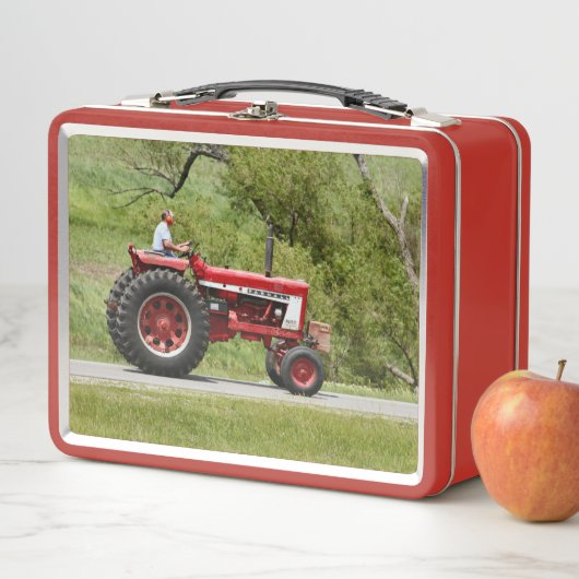 Lunch Box Tracteur rouge (En situation)