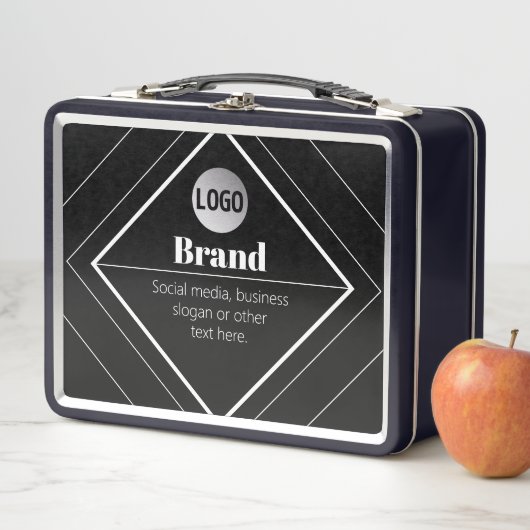 Lunch Box Upload Your Logo & Customizable Text Design (En situation)