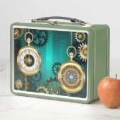 Lunch Box Veille bijoux Steampunk sur un Arrière - plan vert (En situation)