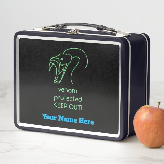 Lunch Box Venom Protected KEEP OUT - Tête de serpent et croc (En situation)