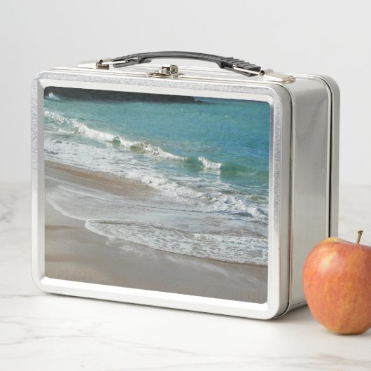 Lunch Box Waves Lapping on the Beach Turquoise Blue Ocean (En situation)