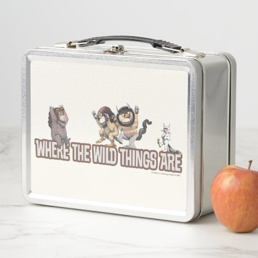 Lunch Box Where the Wild Things Are Characters on Logo (En situation)