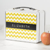 Lunch Box Zigzag Jaune, Chevron Jaune, Votre Nom (En situation)