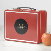 Lunchbox rouge avec nom personnalisé et code QR (En situation)